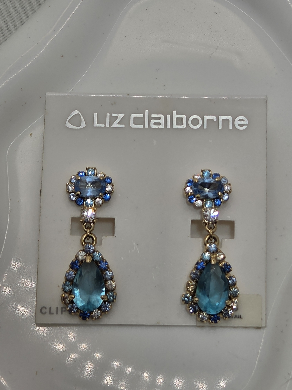 ✨ NWT Liz Claiborne Blue Crystal Teardrop Clip On Earrings 💎 Gold Drop Dangles